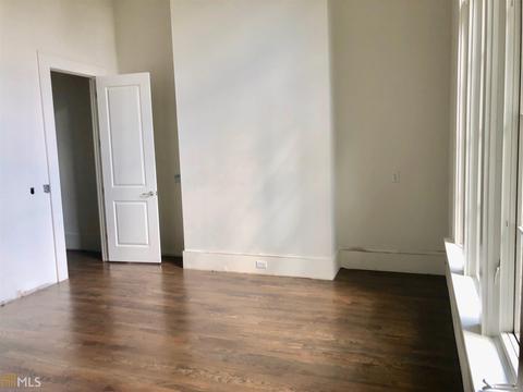 681 Trinity Pl, Suwanee, GA 30024 photo 9