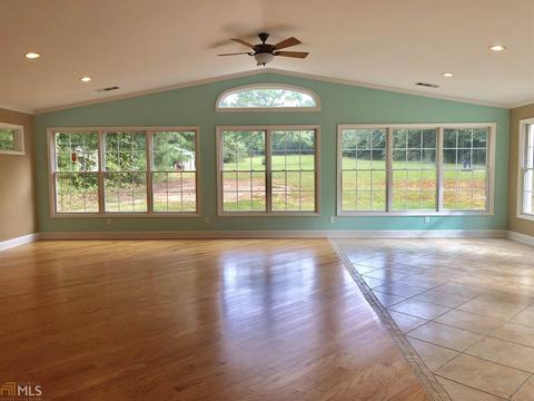 210 Dixie Trl, Covington, GA 30014 photo 11
