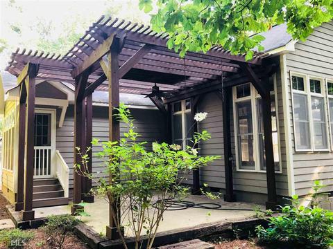 108 Huntcliff Ct, Lagrange, GA 30240 photo 2