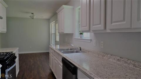 132 Royal Ct, Jackson, GA 30233 photo 5