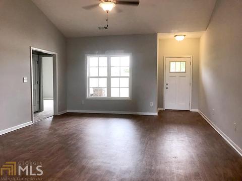 401 Phipps Dr, Lagrange, GA 30241 photo 2