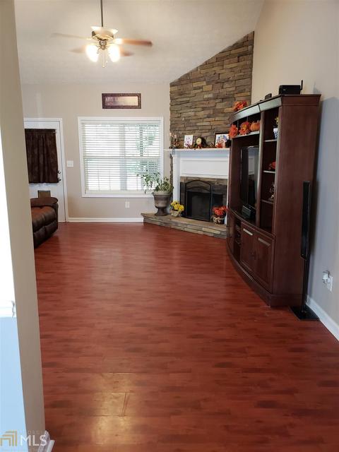327 Hickory Rd, Jackson, GA 30233 photo 3