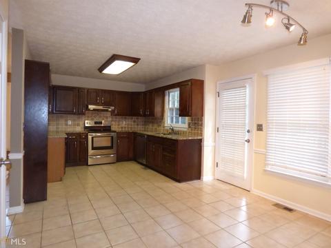 586 Farmbrook Trl, Kennesaw, GA 30144 photo 9