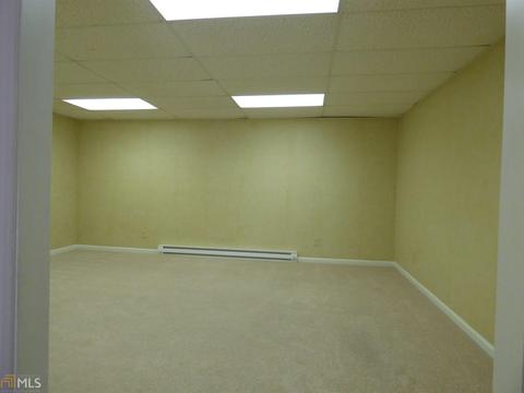 586 Farmbrook Trl, Kennesaw, GA 30144 photo 27