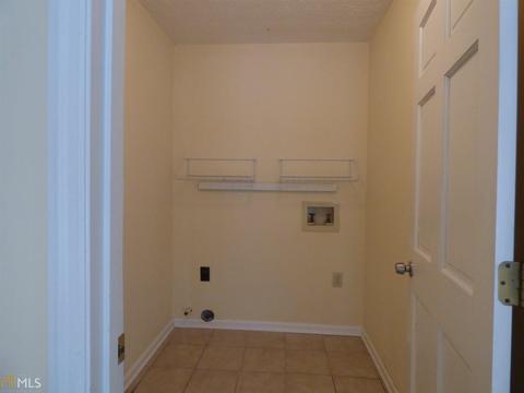 586 Farmbrook Trl, Kennesaw, GA 30144 photo 12