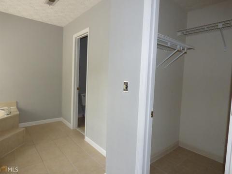 586 Farmbrook Trl, Kennesaw, GA 30144 photo 21