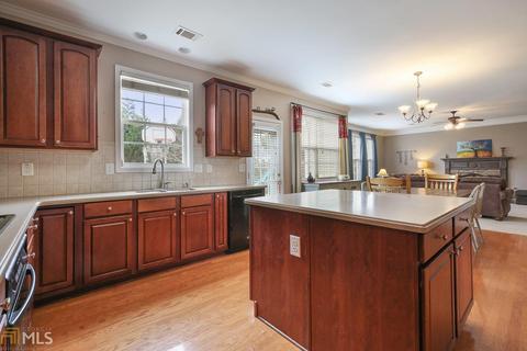 932 Redstone Trl, Dacula, GA 30019 photo 6