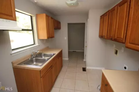 216 E Hillside Dr, Lagrange, GA 30240 photo 5
