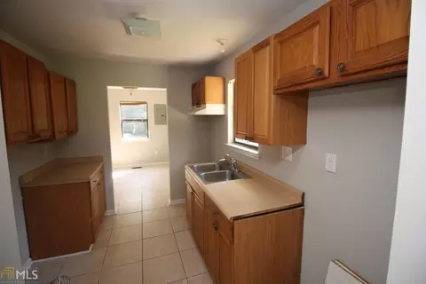 216 E Hillside Dr, Lagrange, GA 30240 photo 6