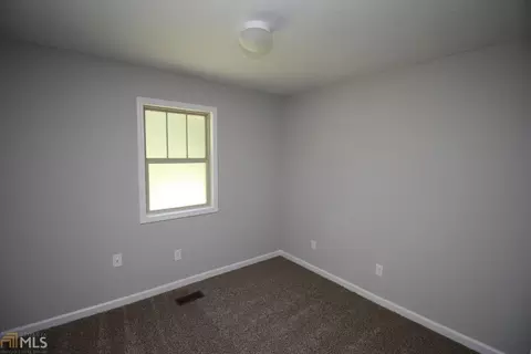 216 E Hillside Dr, Lagrange, GA 30240 photo 7