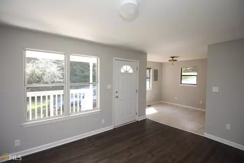 216 E Hillside Dr, Lagrange, GA 30240 photo 2