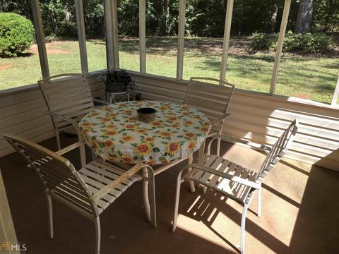 445 SE Mountainview Dr, Covington, GA 30016 photo 3