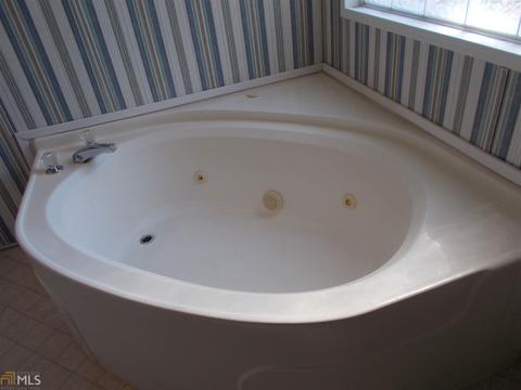 213 Cherokee Dr, Jackson, GA 30233 photo 15