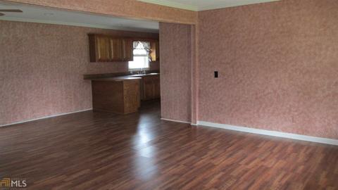 235 Sivell Rd, Lagrange, GA 30241 photo 4