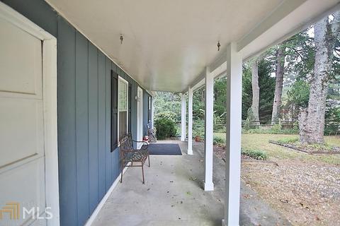 3975 Forrest Ct, Chamblee, GA 30341 photo 3