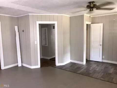 1711 45th St, Valley, AL 36854 photo 5