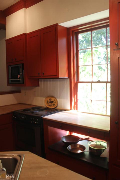704 Ayersville Rd, Toccoa, GA 30577 photo 8