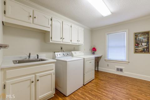 195 Hayes Cir, Rex, GA 30273 photo 18