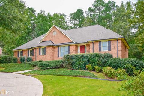 195 Hayes Cir, Rex, GA 30273 photo 2