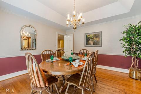 195 Hayes Cir, Rex, GA 30273 photo 8