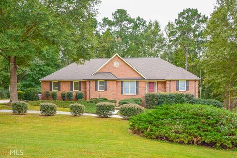 195 Hayes Cir, Rex, GA 30273 photo 1