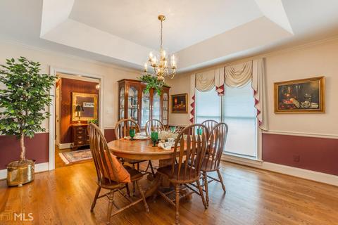 195 Hayes Cir, Rex, GA 30273 photo 9