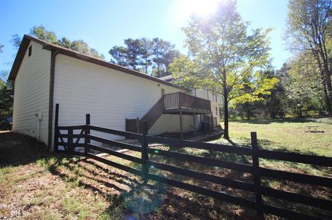 858 Georgetown Dr, Winder, GA 30680 photo 24