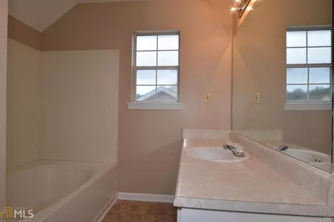 6679 Biscayne Blvd, Rex, GA 30273 photo 17