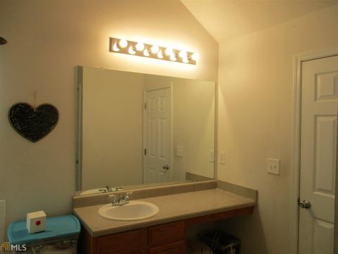 30 Ivans Cir, Covington, GA 30016 photo 4