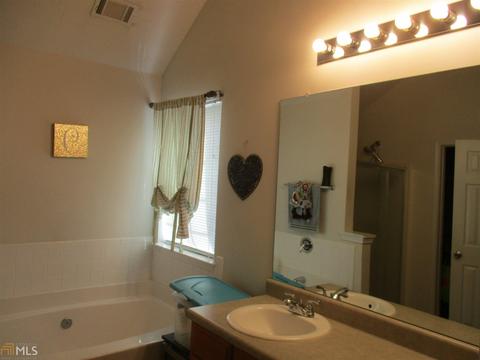 30 Ivans Cir, Covington, GA 30016 photo 3