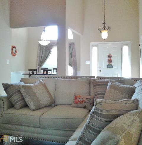 110 Quinelle Dr, Perry, GA 31069 photo 3