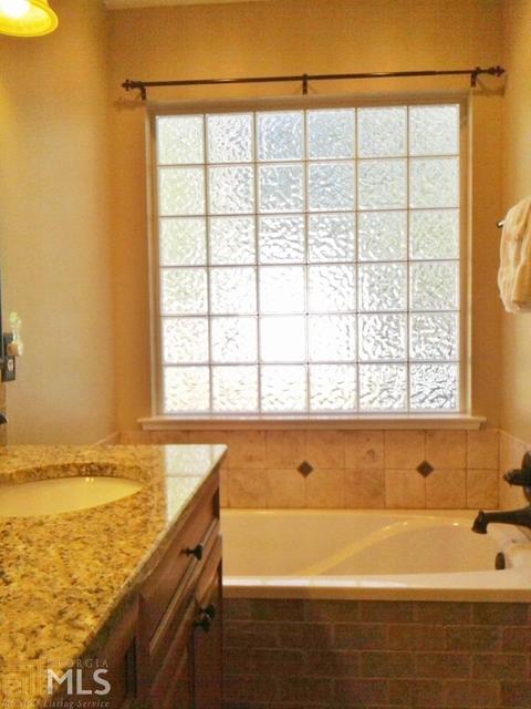 110 Quinelle Dr, Perry, GA 31069 photo 16