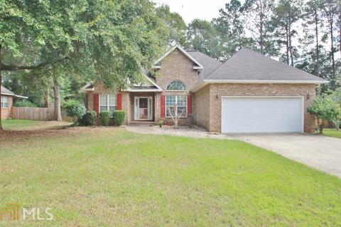 110 Quinelle Dr, Perry, GA 31069 photo 1