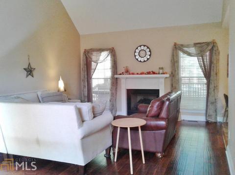 110 Quinelle Dr, Perry, GA 31069 photo 2