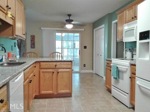 110 Quinelle Dr, Perry, GA 31069 photo 8