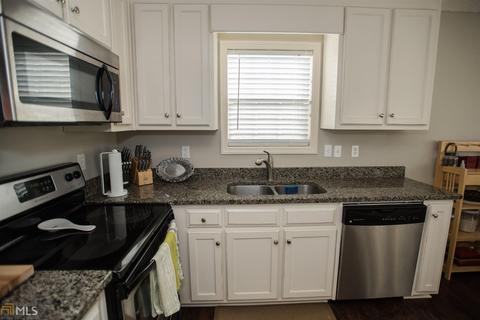 1049 Blakewood Ct, Bethlehem, GA 30620 photo 5