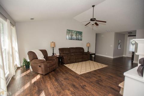 1049 Blakewood Ct, Bethlehem, GA 30620 photo 13