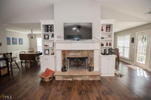 1049 Blakewood Ct, Bethlehem, GA 30620 photo 14