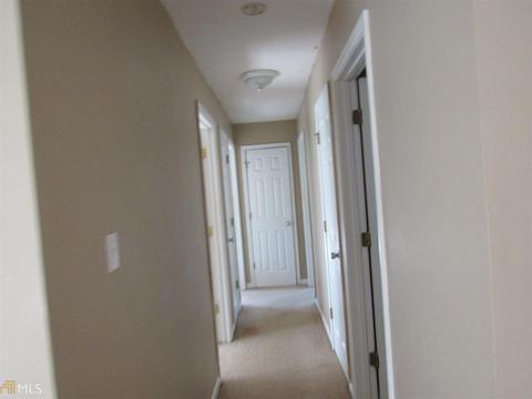 591 Old Milner Rd, Milner, GA 30257 photo 4