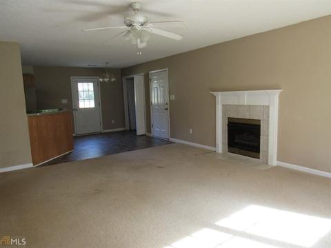 591 Old Milner Rd, Milner, GA 30257 photo 2