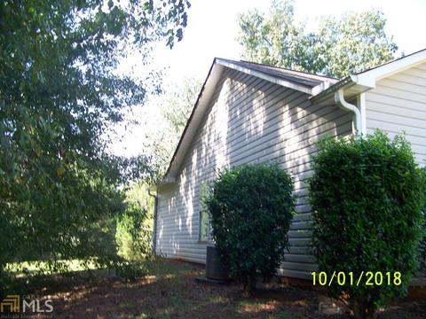 435 Hampton Green Dr, Lagrange, GA 30240 photo 3