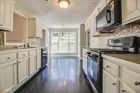 176 Shoreline Way, Hampton, GA 30228 photo 2