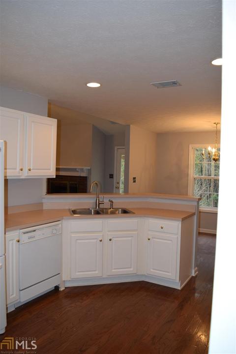 106 Foxdale Dr, Lagrange, GA 30240 photo 9
