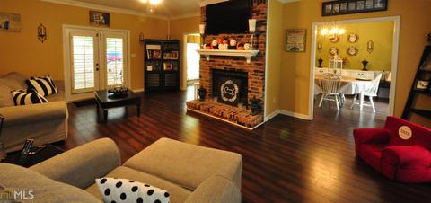404 Granger Dr, Lagrange, GA 30240 photo 2