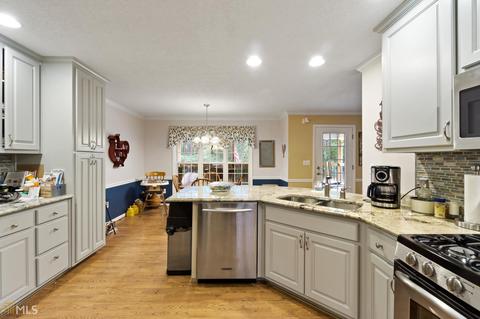 253 Valley Way, Hampton, GA 30228 photo 9