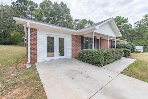 610 Lake Amah Lee Rd, Hampton, GA 30228 photo 3