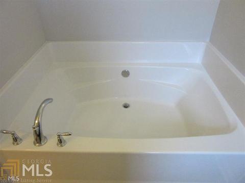 239 Stanebrook Ct, Jackson, GA 30233 photo 8