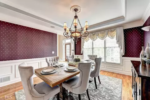 5850 Ettington Dr, Suwanee, GA 30024 photo 4