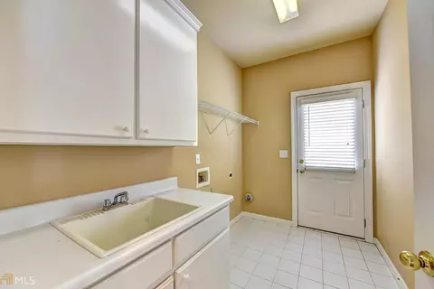 5850 Ettington Dr, Suwanee, GA 30024 photo 14