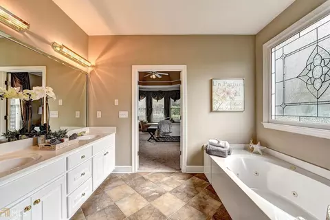 5850 Ettington Dr, Suwanee, GA 30024 photo 19